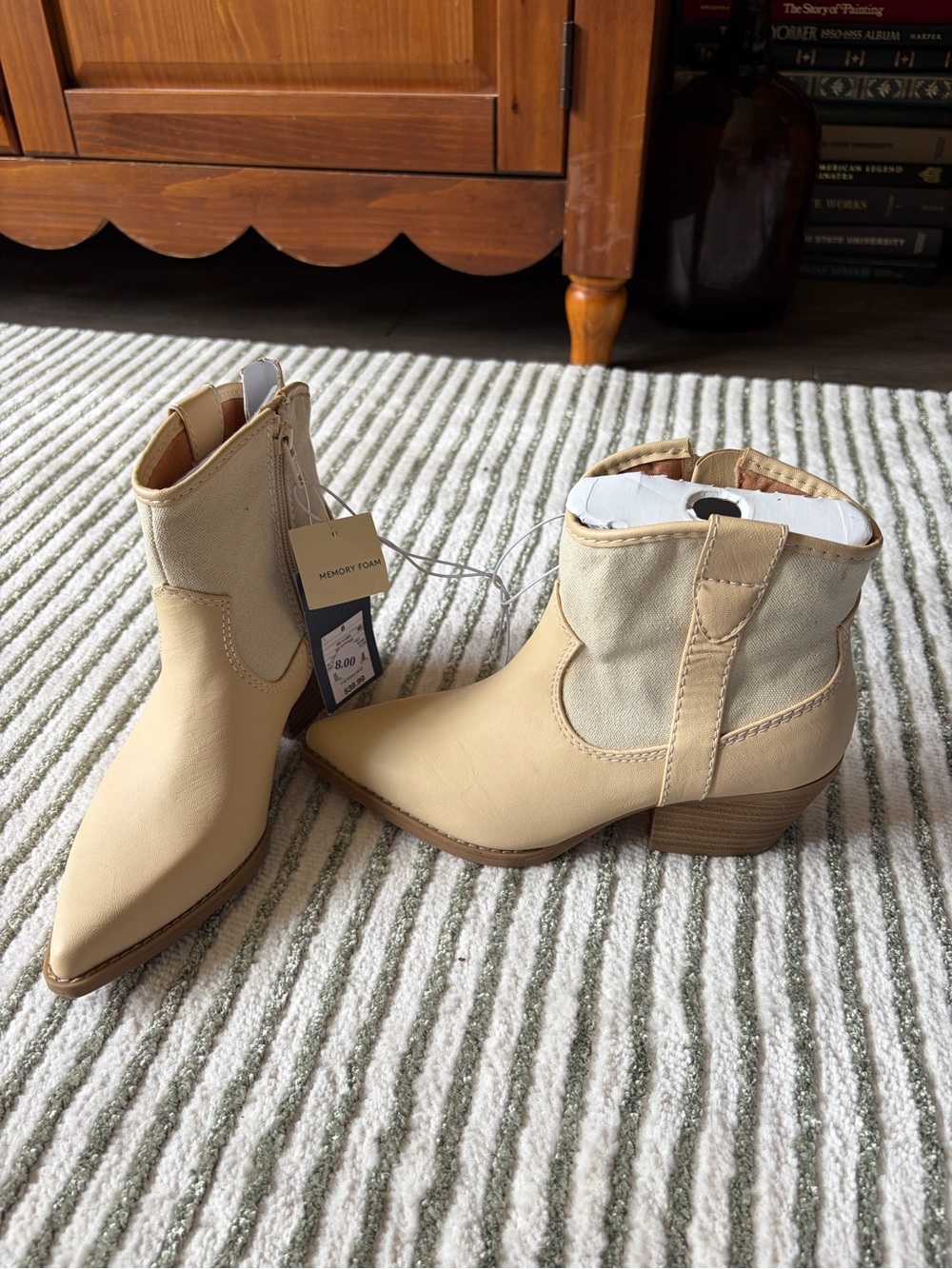 Universal Thread Cream Pointed-Toe Ankle Booties - Picture 4 of 8